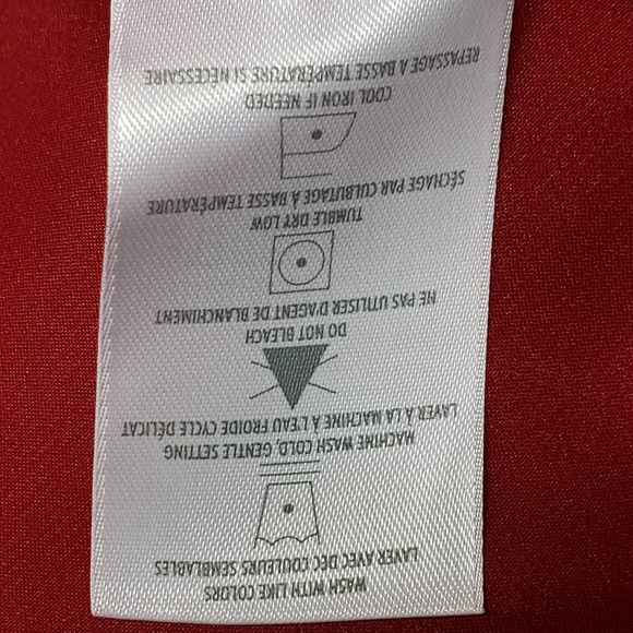 Beautiful Satin Red Colour Top - Picture 5 of 6